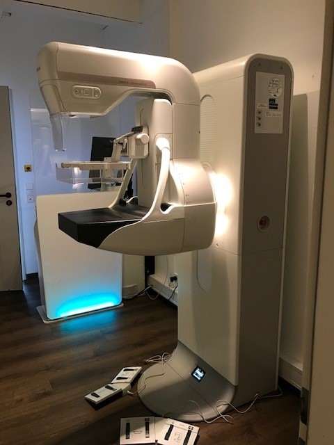 Radiologie_Ulm_Mammographiegeraet